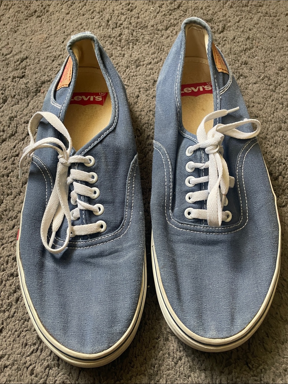 Levi's Men's Light Blue Canvas Low-Top Sneakers with White Laces